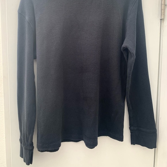 GAP KNIT SHIRT, COLOR BLACK, SIZE LARGE, crewneck, 100% Cotton. - Picture 5 of 6